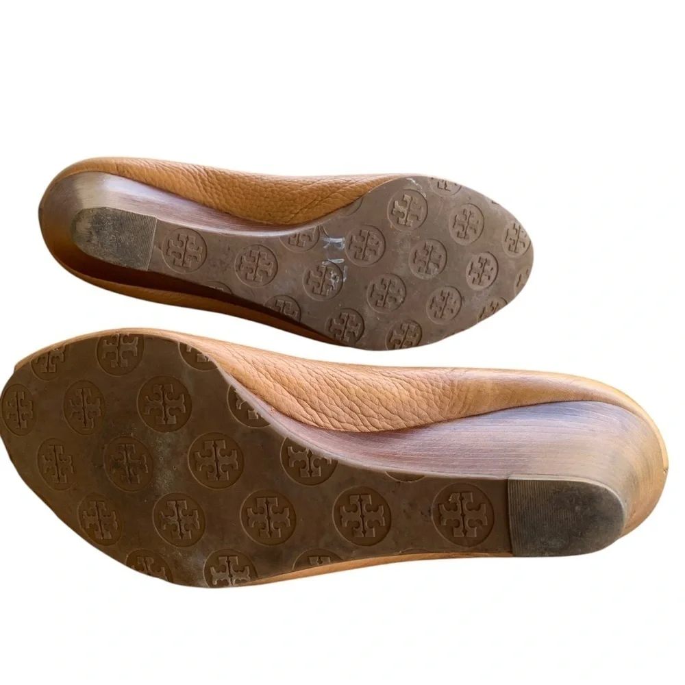 Tory Burch Women's Sally Closed Toe Wedge Pumps Women’s Size 10M